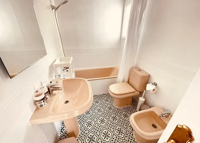 Διαμέρισμα Flamingo - Imperial Park - Sea View, 6 Pools, Terrace Κάλπε