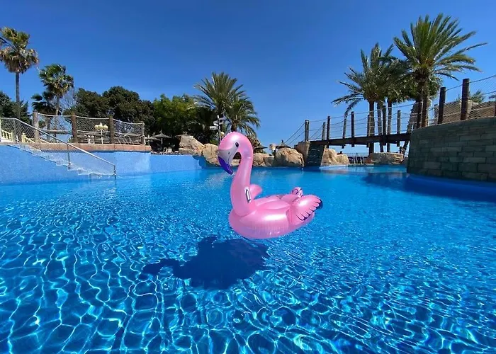 Flamingo - Imperial Park - Sea View, 6 Pools, Terrace *